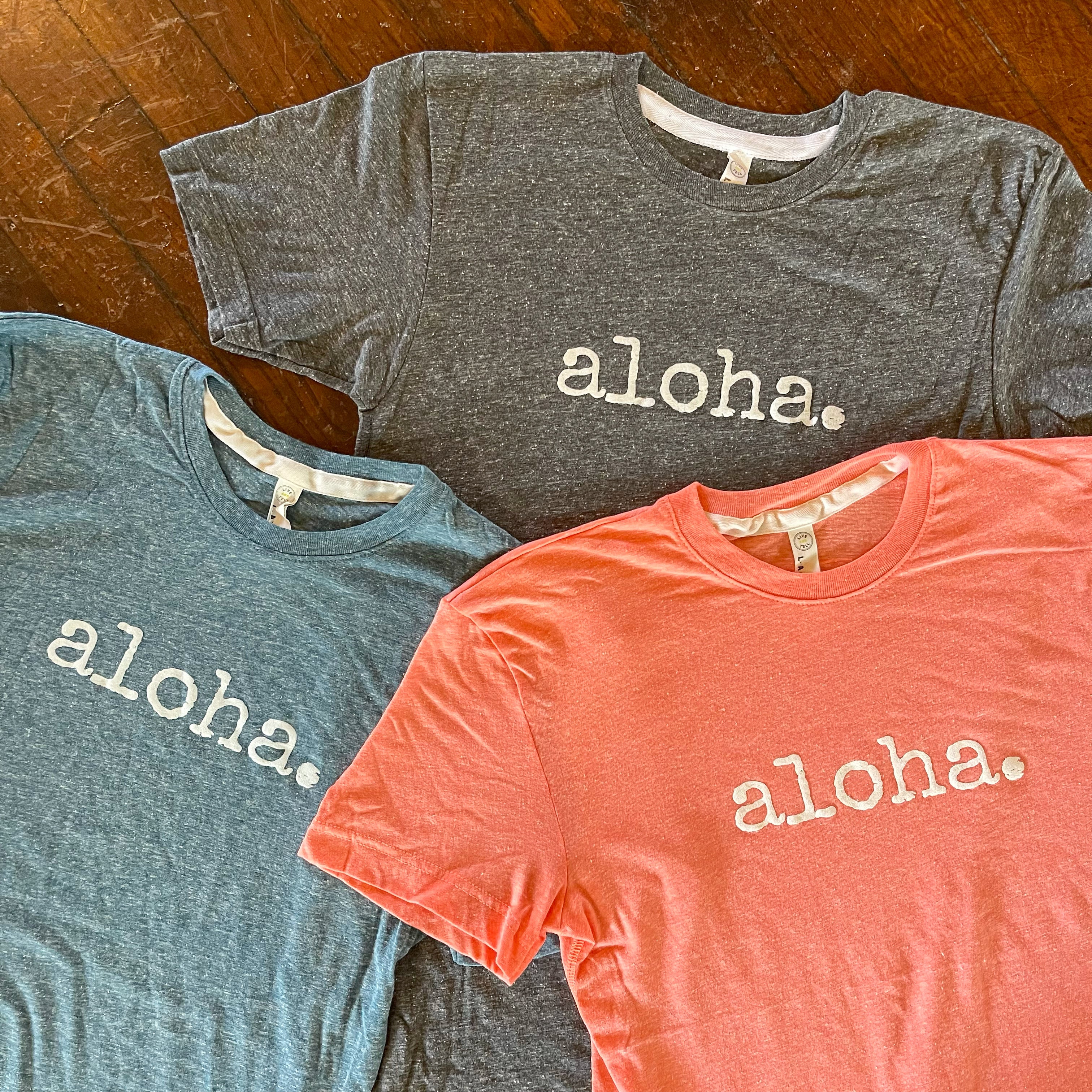 aloha. T-Shirt - Unisex ADULT – Ivy & Co.