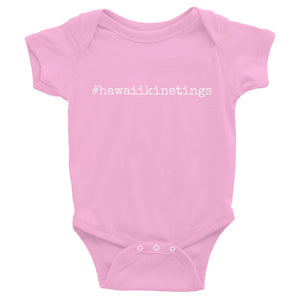 pink baby onesie with white lettering that says hawaiikinetings